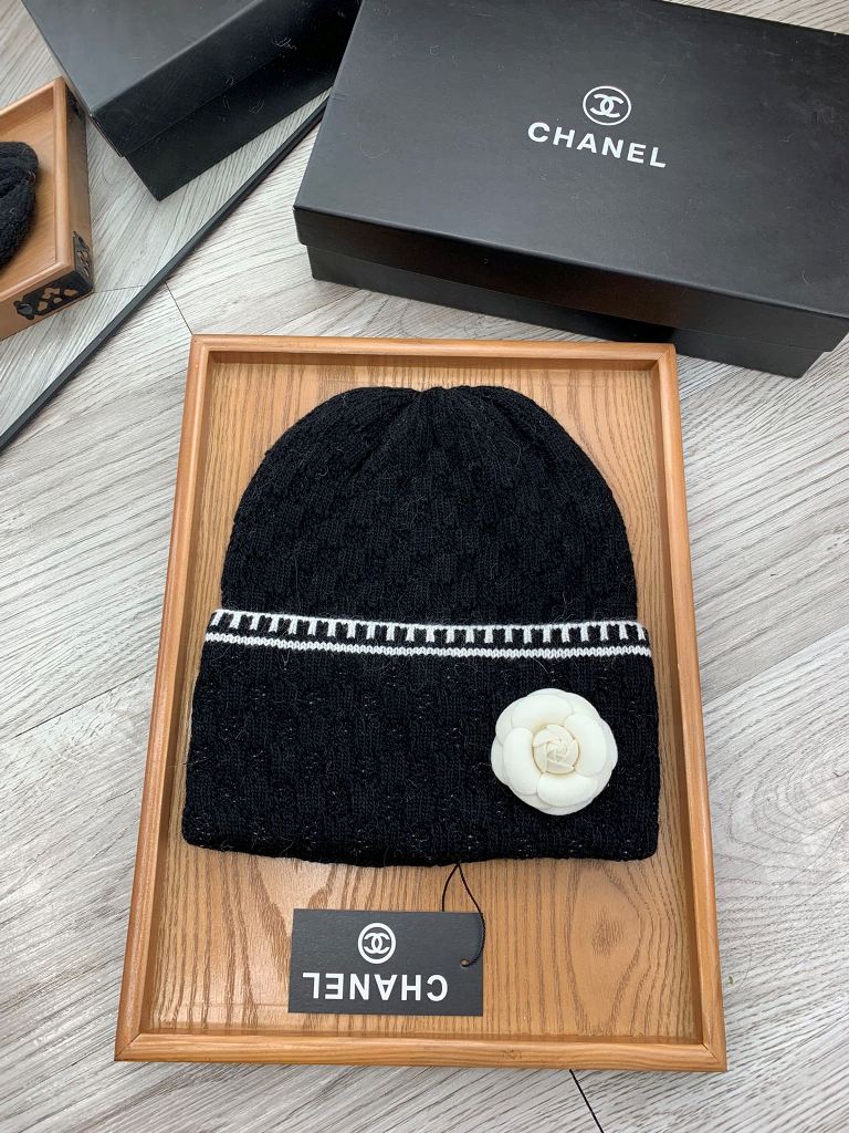 Chanel Beanies-092