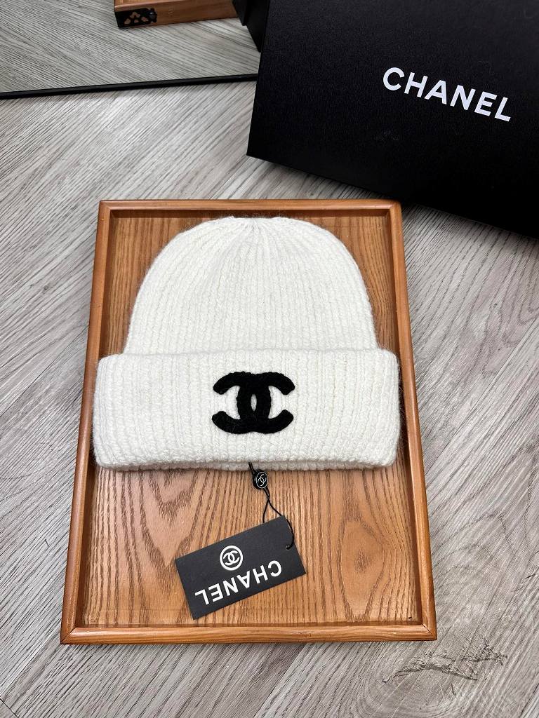 Chanel Beanies-090
