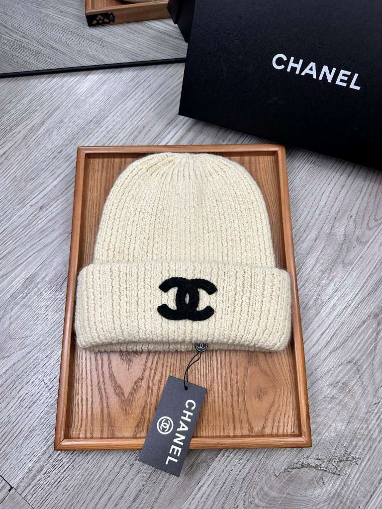 Chanel Beanies-088