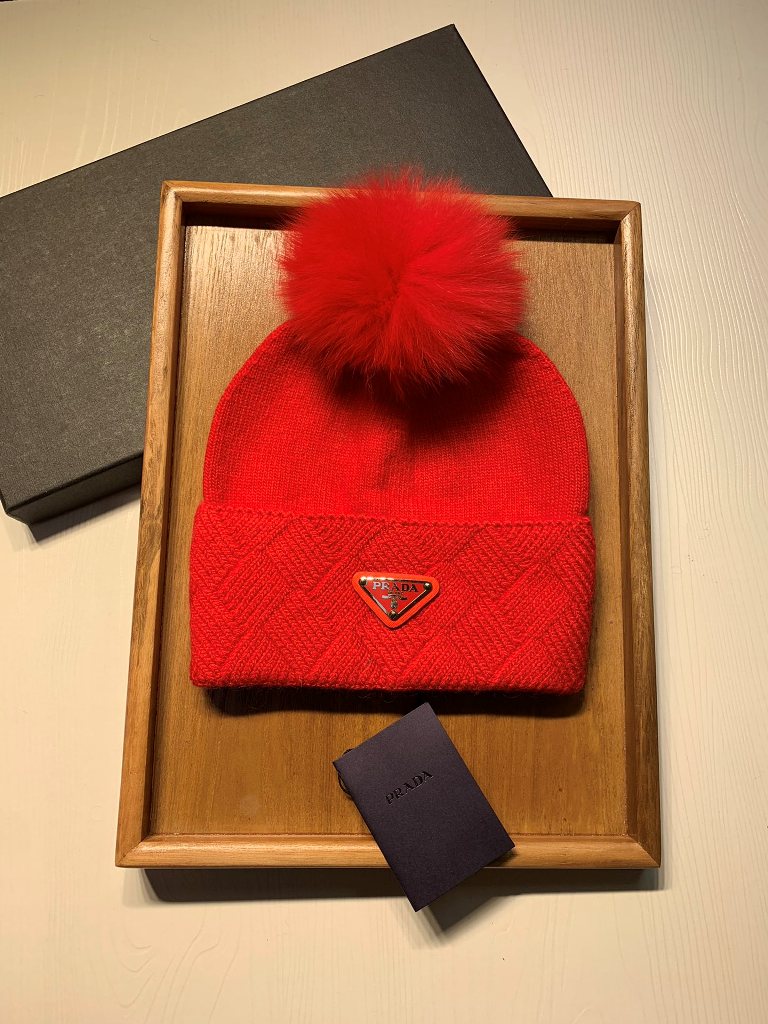 Prada Beanies-014