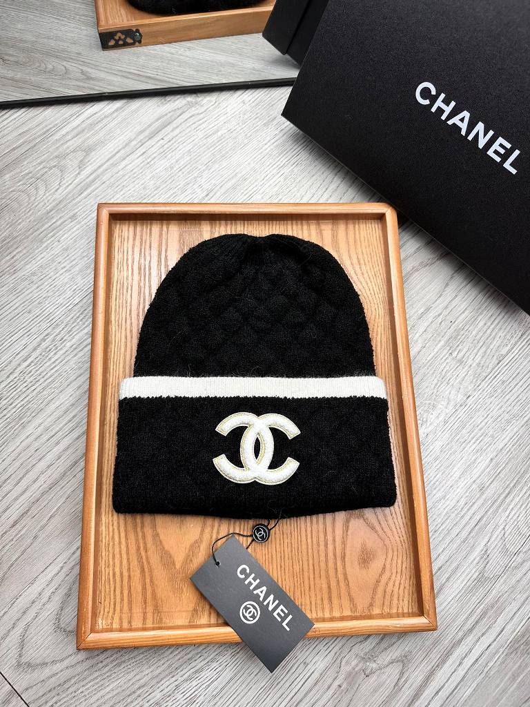 Chanel Beanies-084