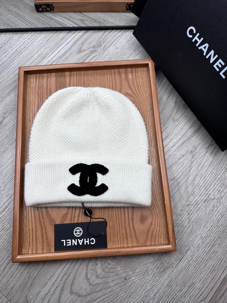 Chanel Beanies-079