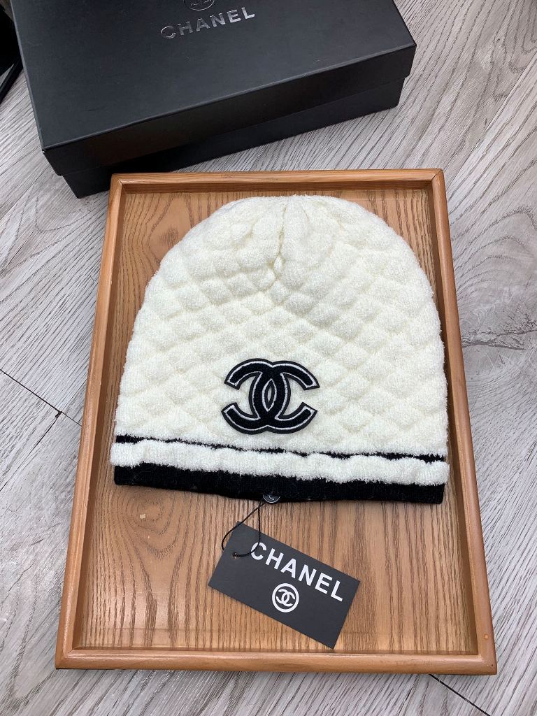 Chanel Beanies-078