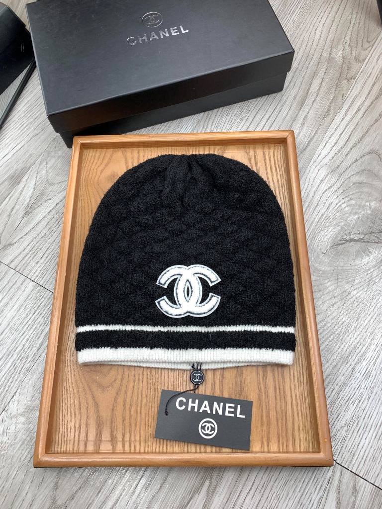 Chanel Beanies-077