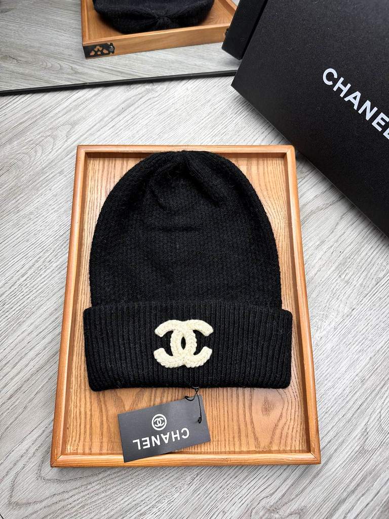 Chanel Beanies-076