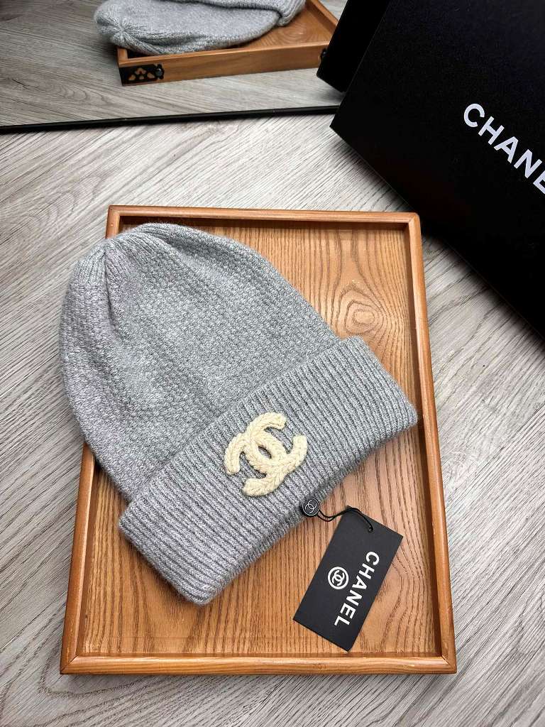 Chanel Beanies-075
