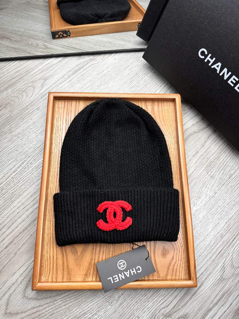 Chanel Beanies-073