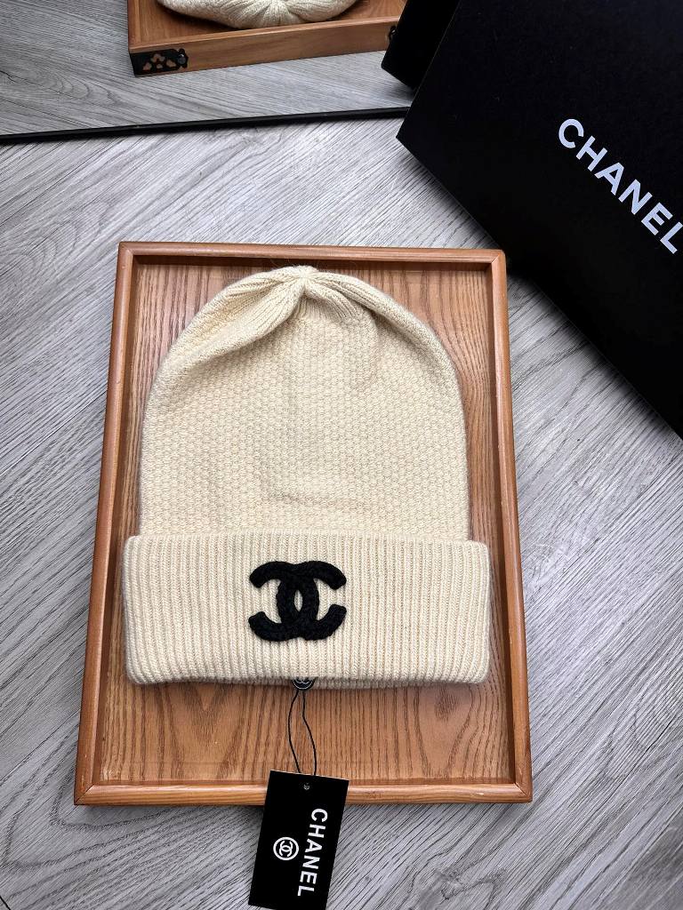 Chanel Beanies-071