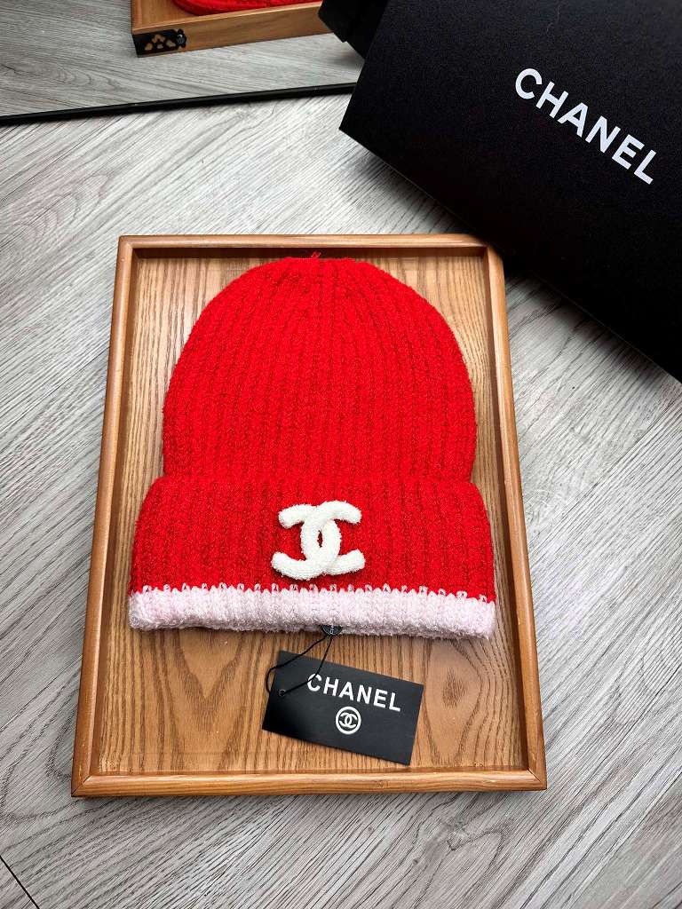 Chanel Beanies-070