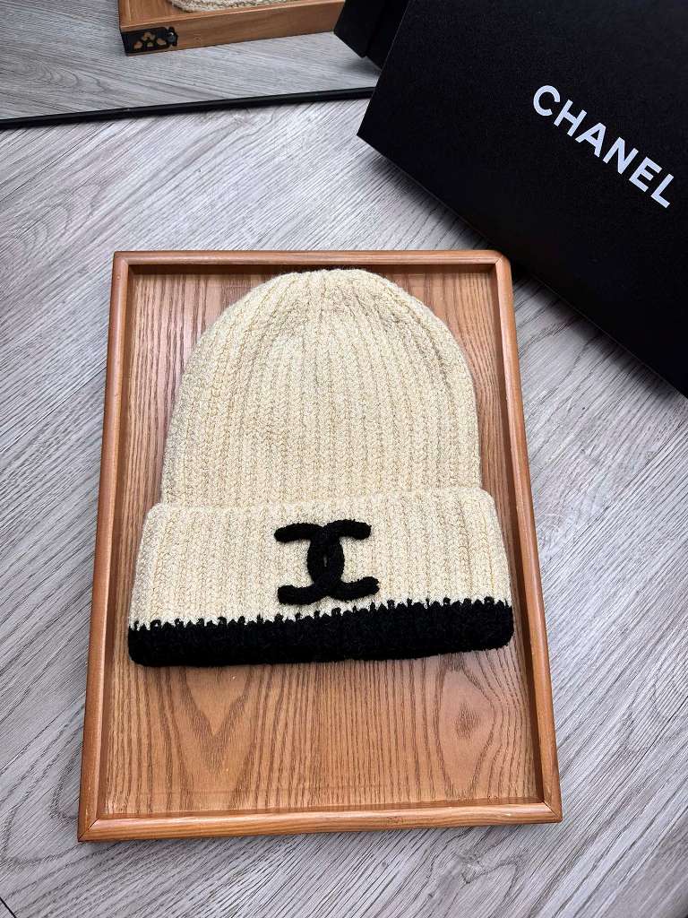 Chanel Beanies-068