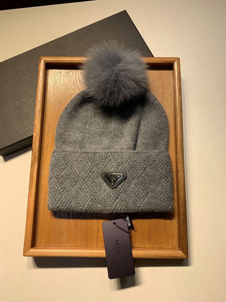 Prada Beanies-012