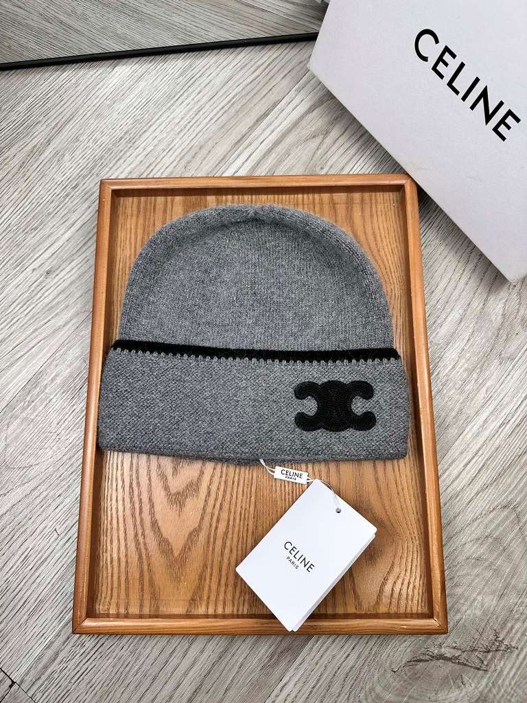 Celine Beanies-037