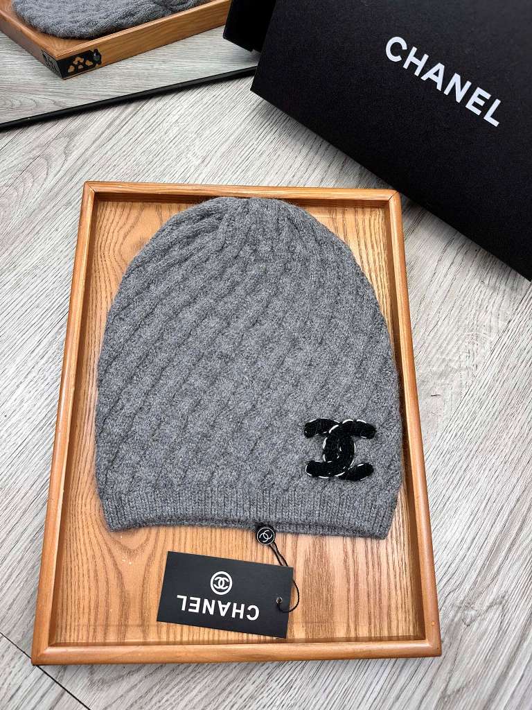 Chanel Beanies-065