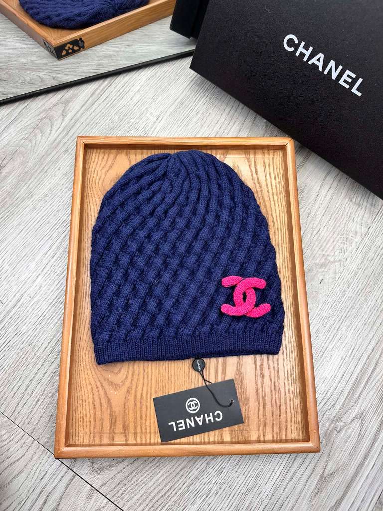 Chanel Beanies-064