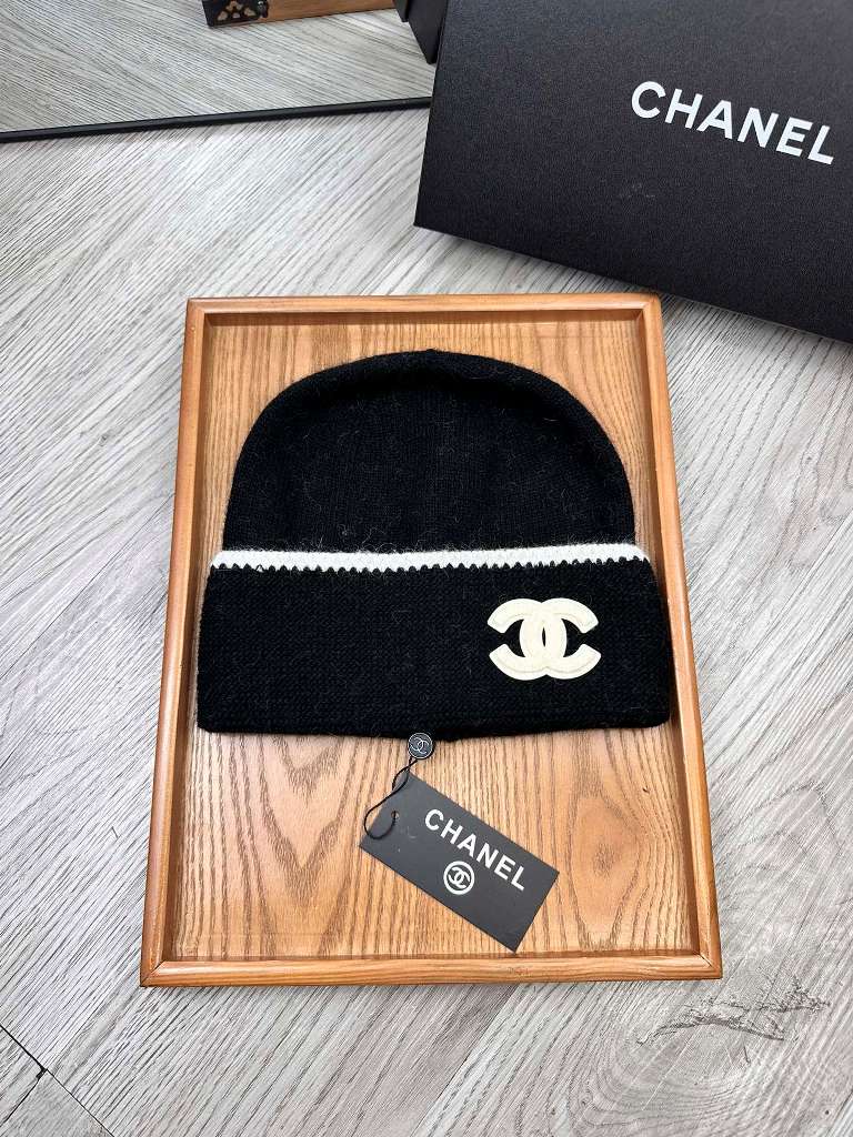 Chanel Beanies-058