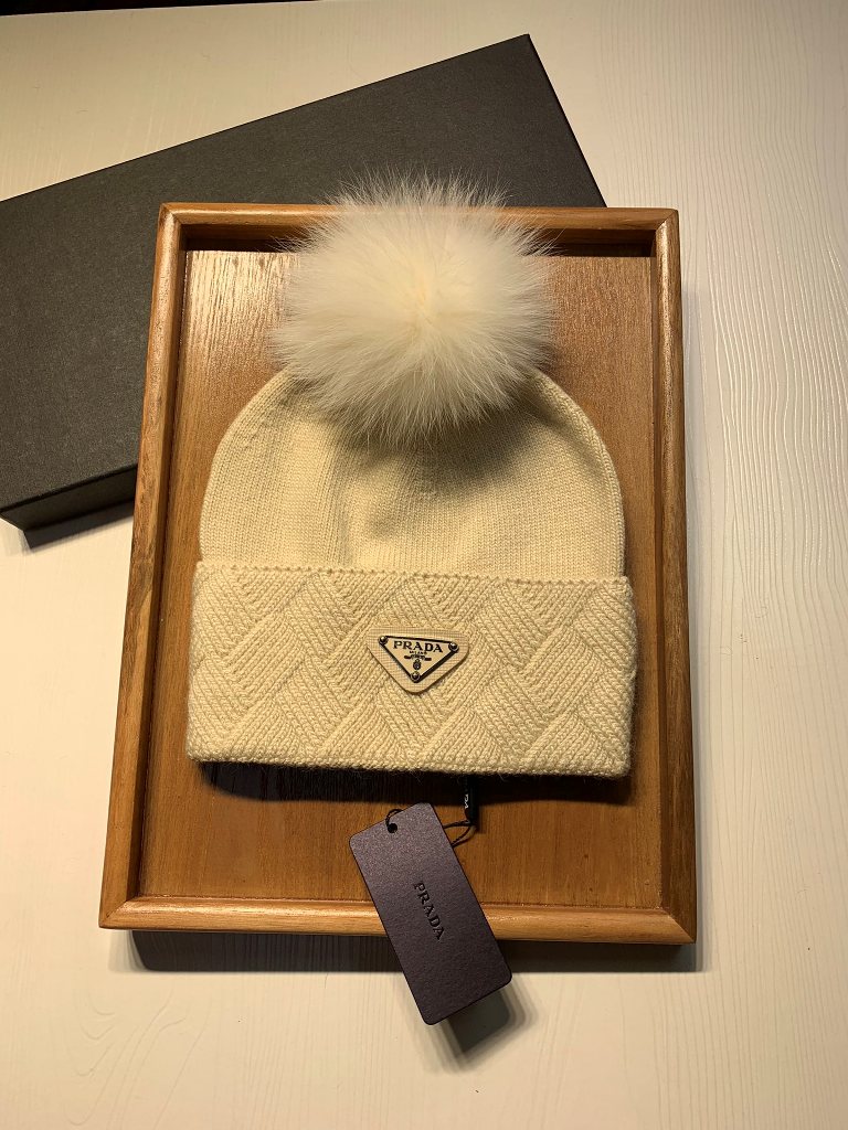 Prada Beanies-011