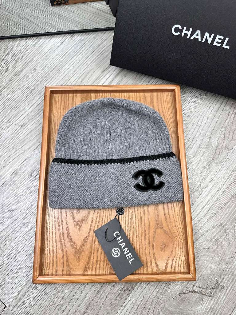 Chanel Beanies-056