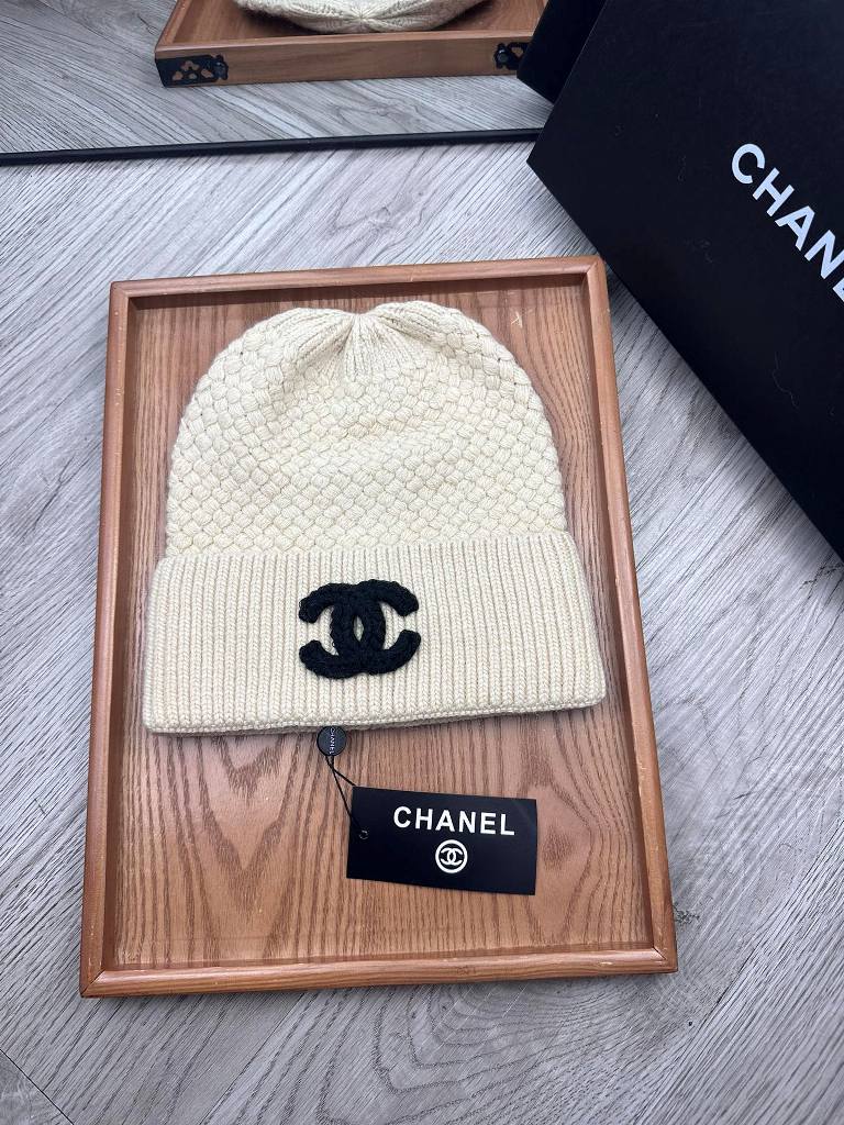 Chanel Beanies-052
