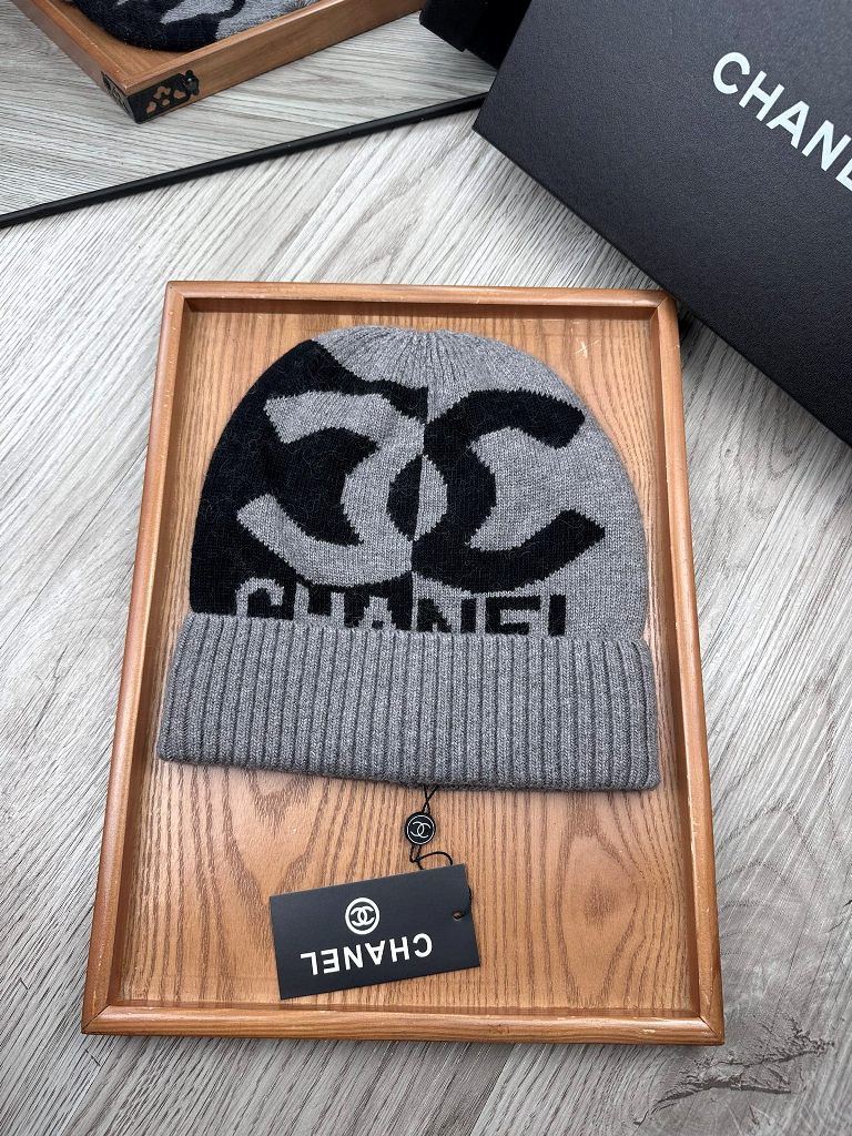 Chanel Beanies-051