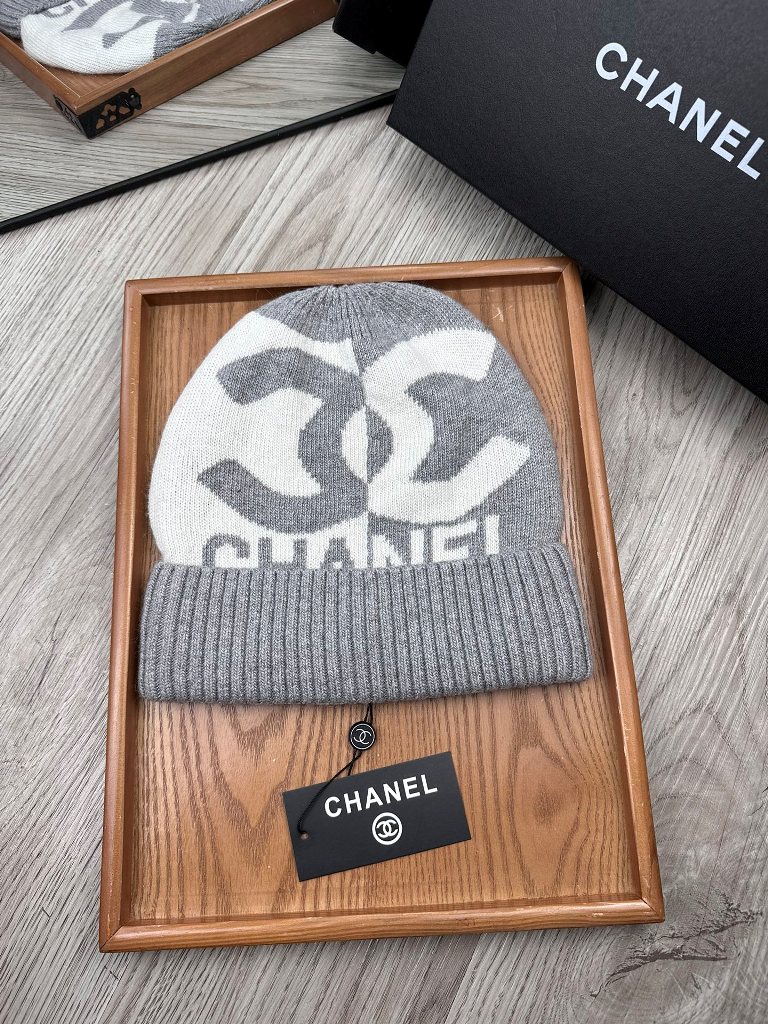 Chanel Beanies-050