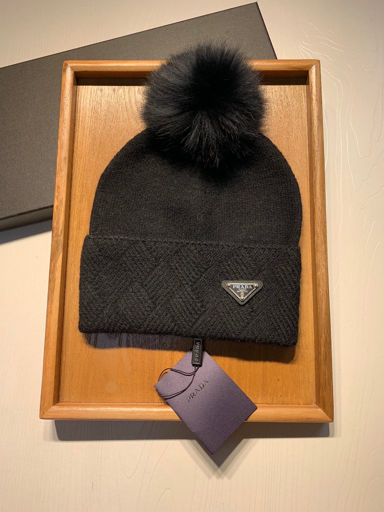 Prada Beanies-010