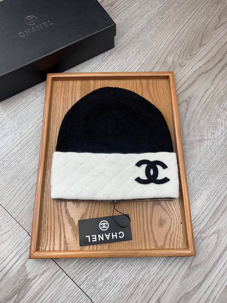 Chanel Beanies-044