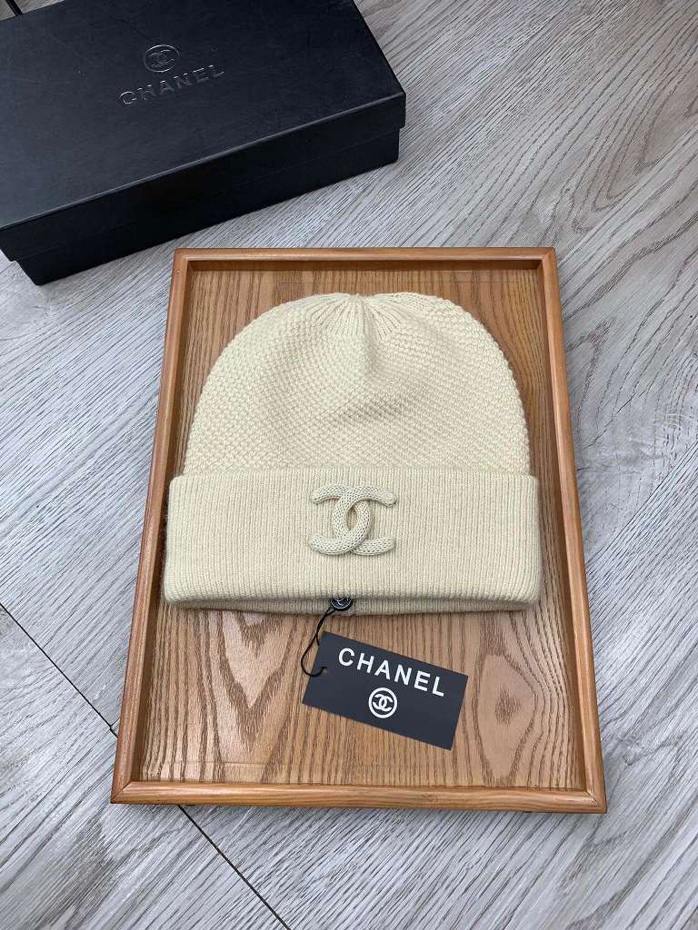 Chanel Beanies-043