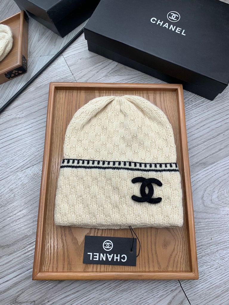 Chanel Beanies-037
