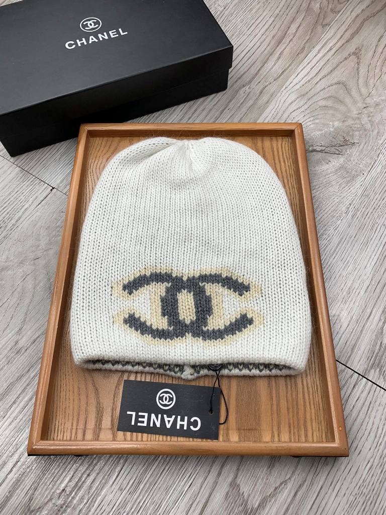 Chanel Beanies-033