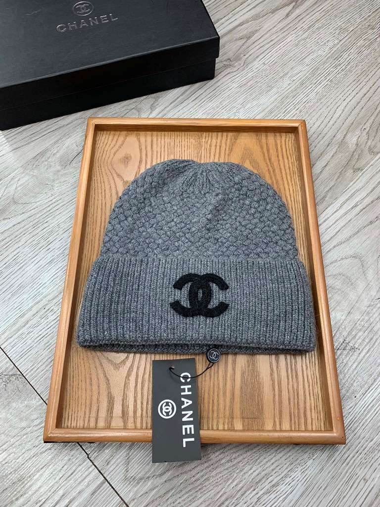 Chanel Beanies-028