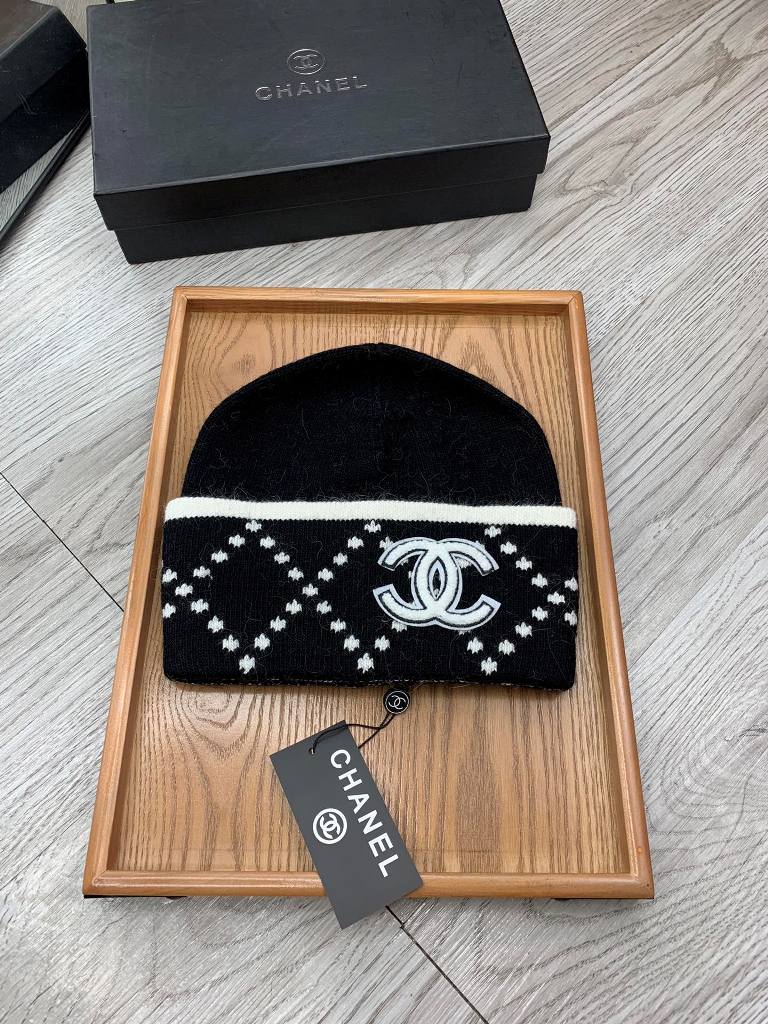 Chanel Beanies-021