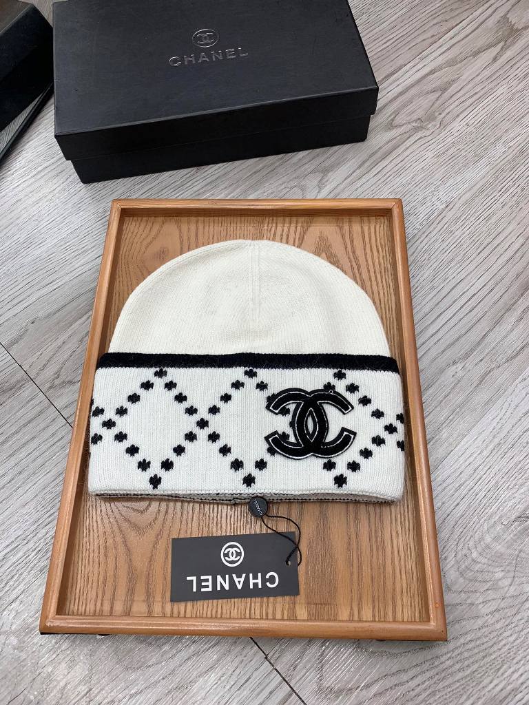 Chanel Beanies-020