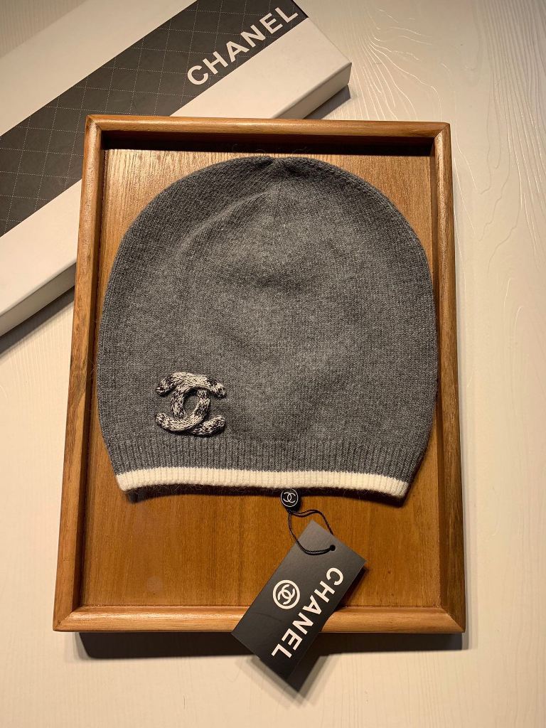 Chanel Beanies-015