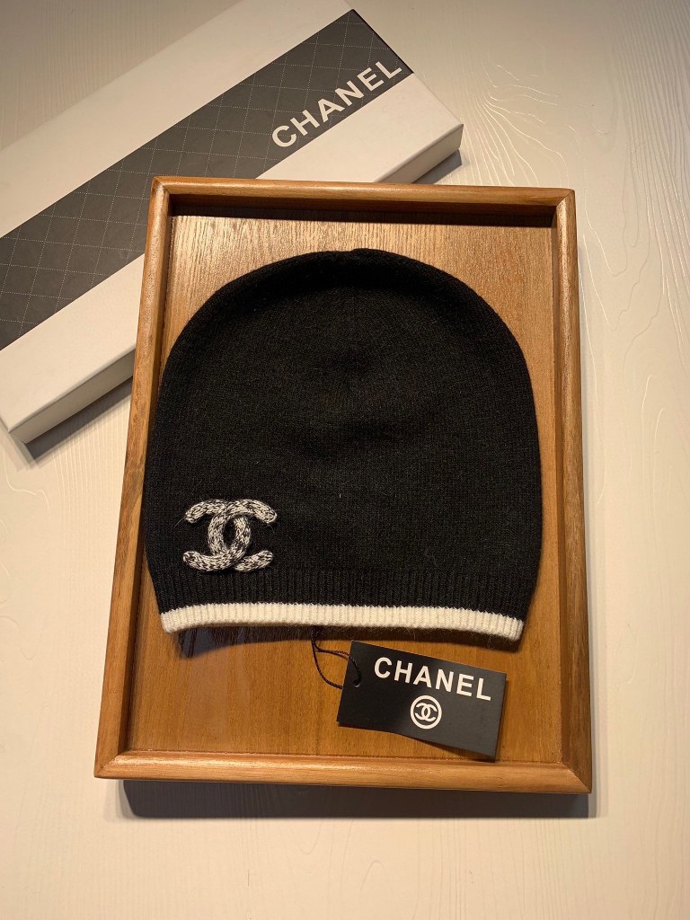 Chanel Beanies-013