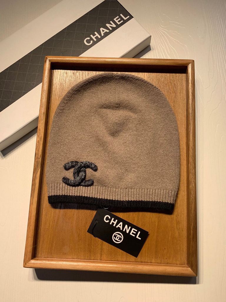Chanel Beanies-012