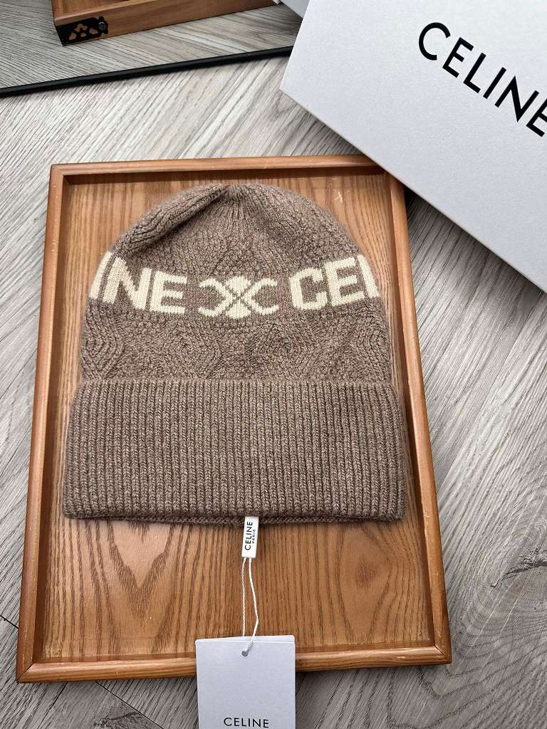 Celine Beanies-025