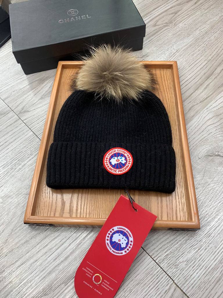 Canada Goose Beanies-004