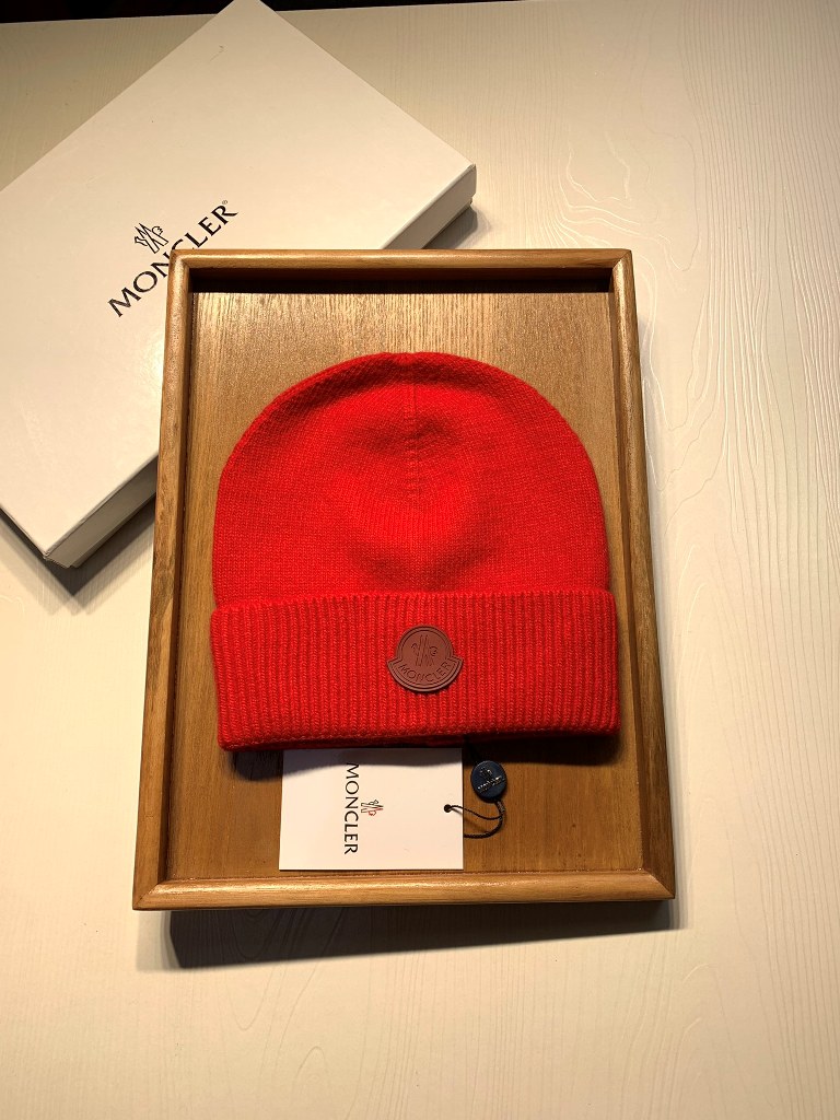 Moncler Beanies-104
