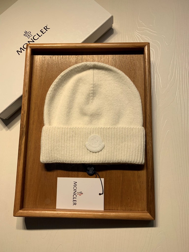 Moncler Beanies-100