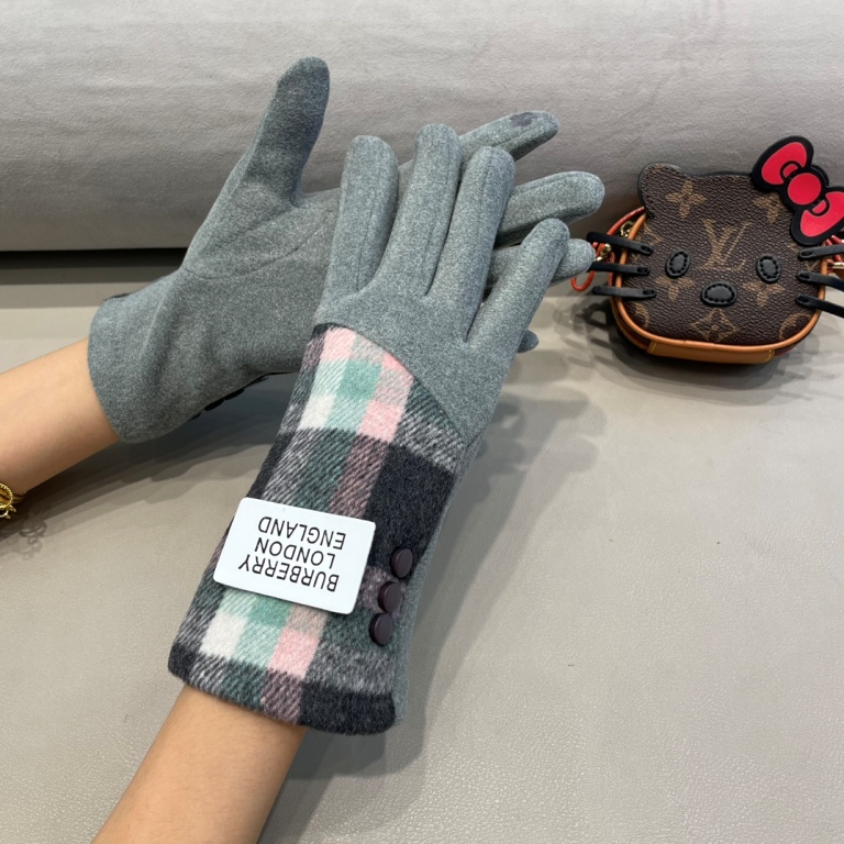 Burberry Gloves(AAA)-013