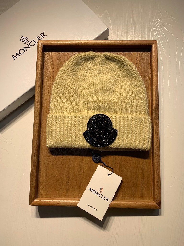 Moncler Beanies-091