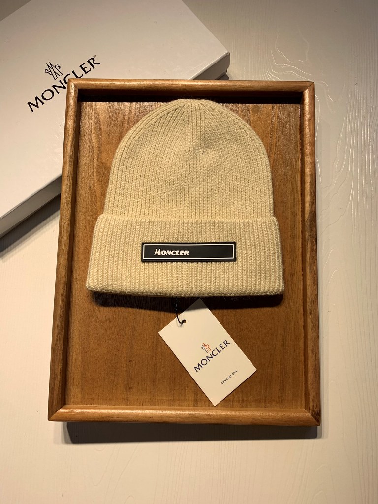 Moncler Beanies-090