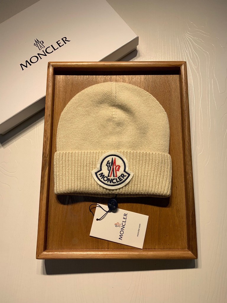 Moncler Beanies-083