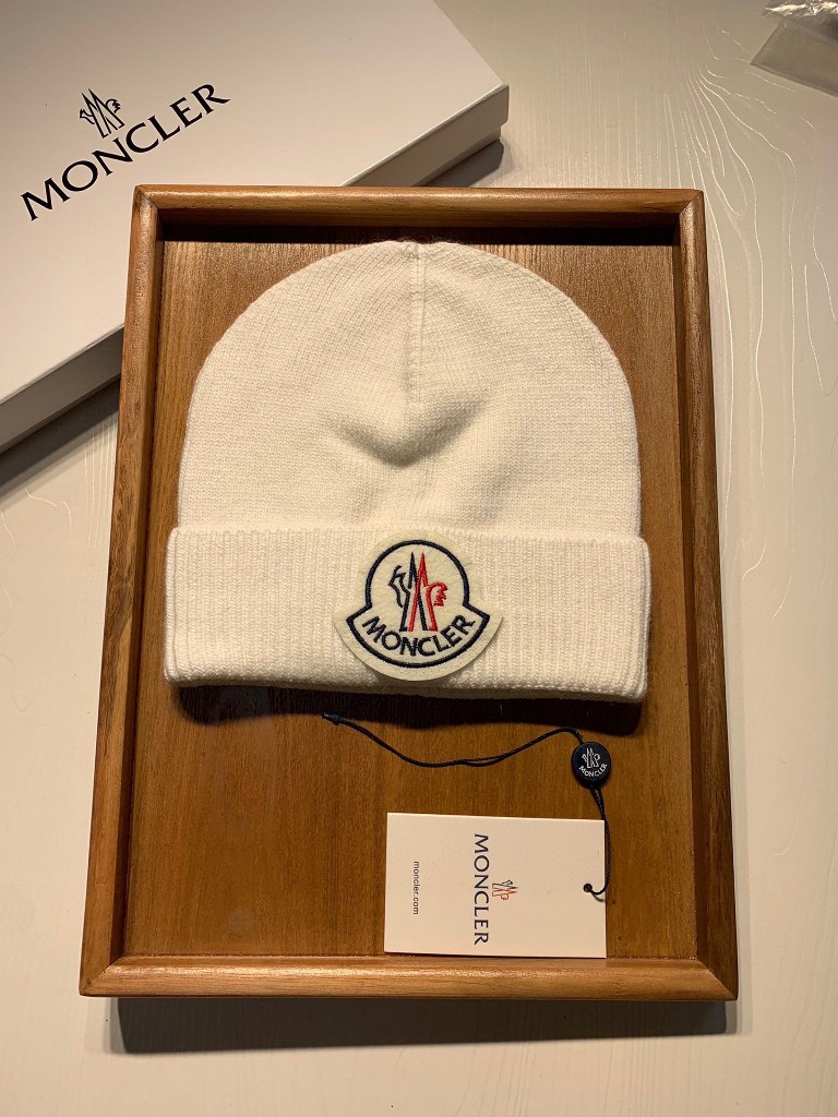 Moncler Beanies-080