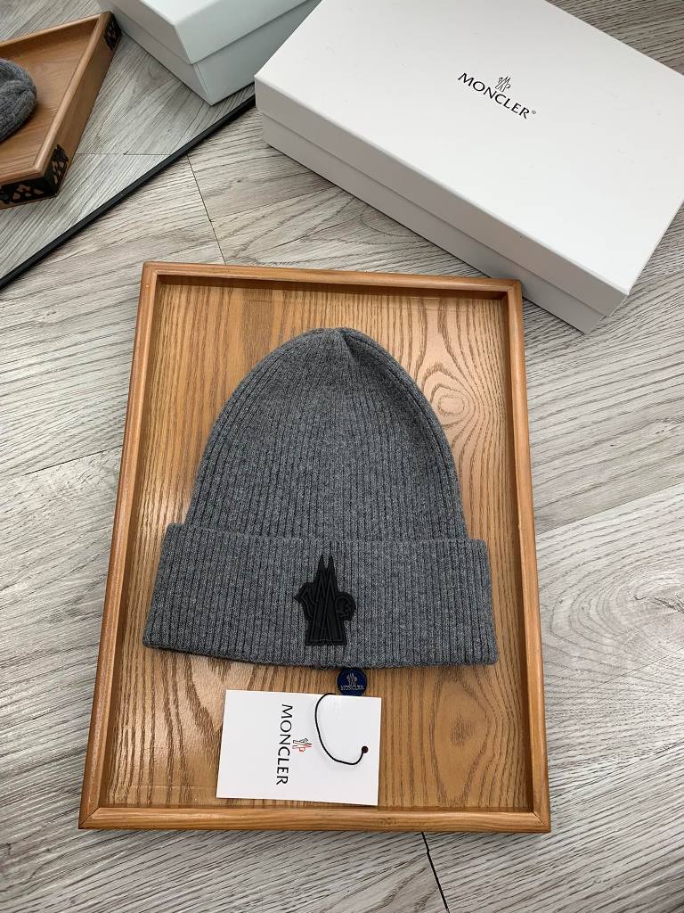 Moncler Beanies-050