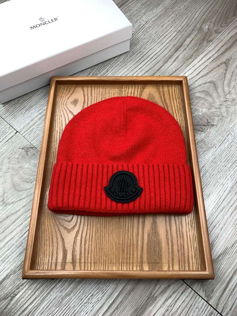 Moncler Beanies-044