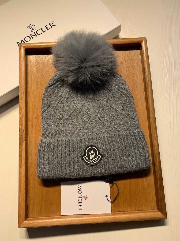 Moncler Beanies-033