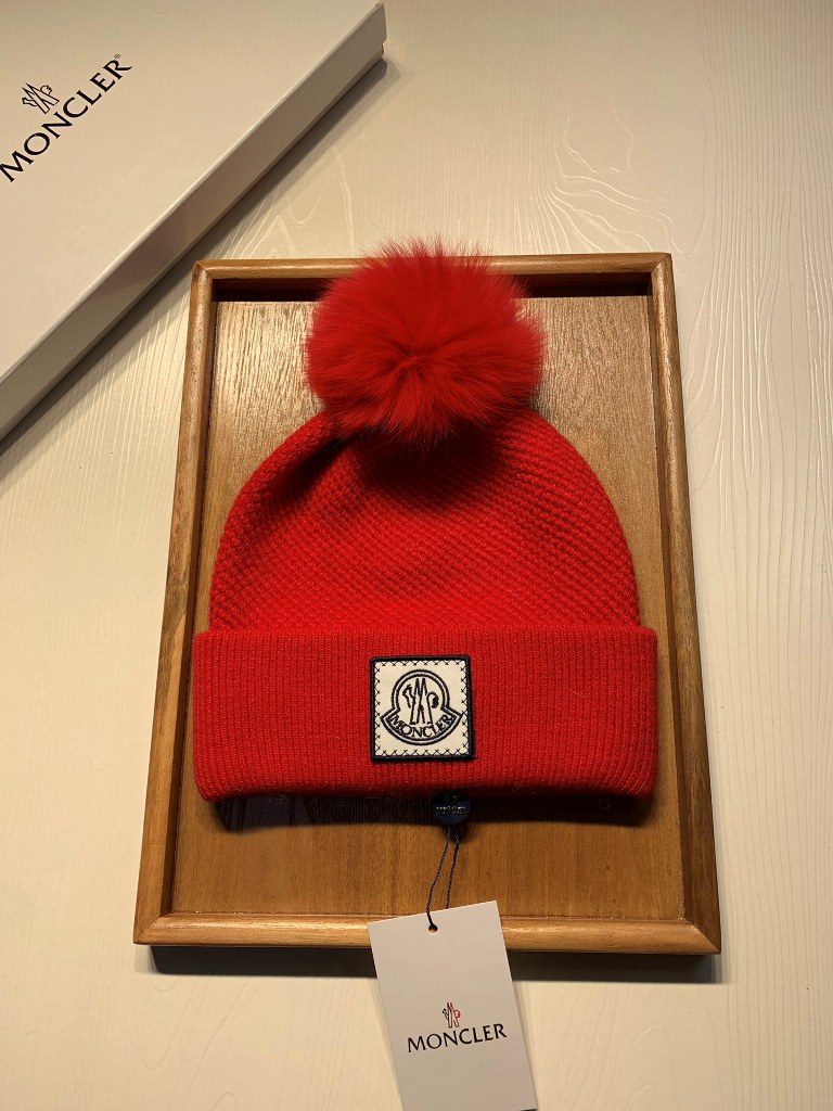 Moncler Beanies-022