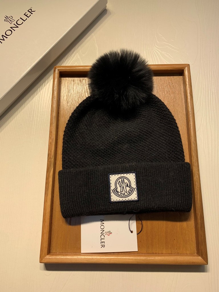 Moncler Beanies-021