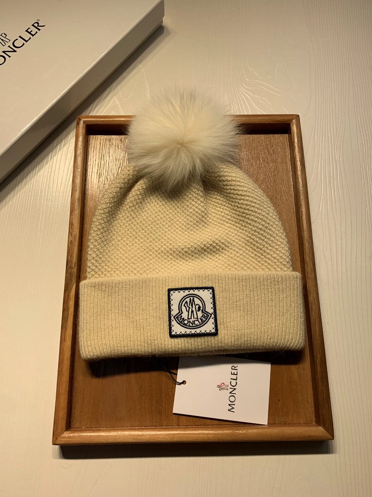 Moncler Beanies-018